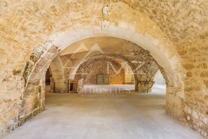 Image No.15-2 Bed House for sale