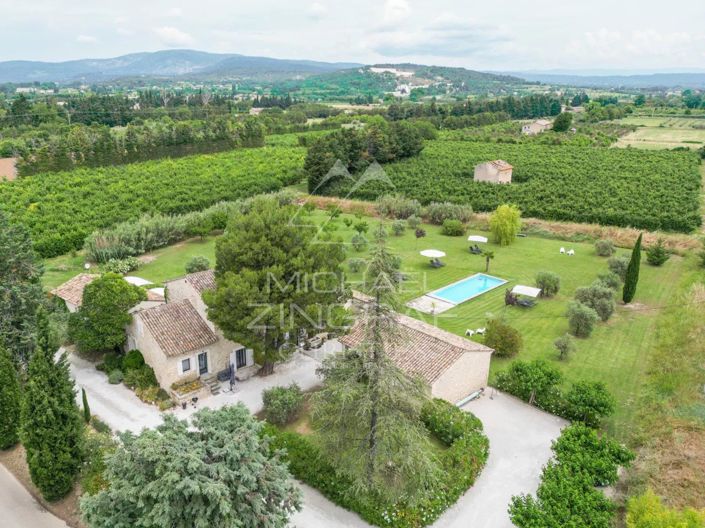 Image No.2-6 Bed House for sale