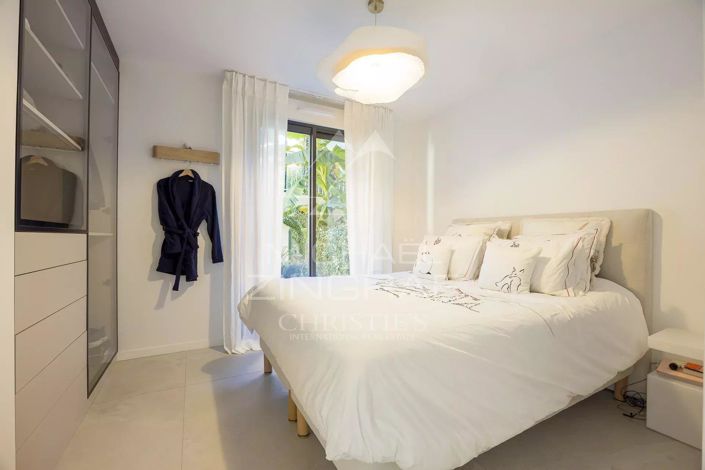 Image No.11-3 Bed Apartment for sale