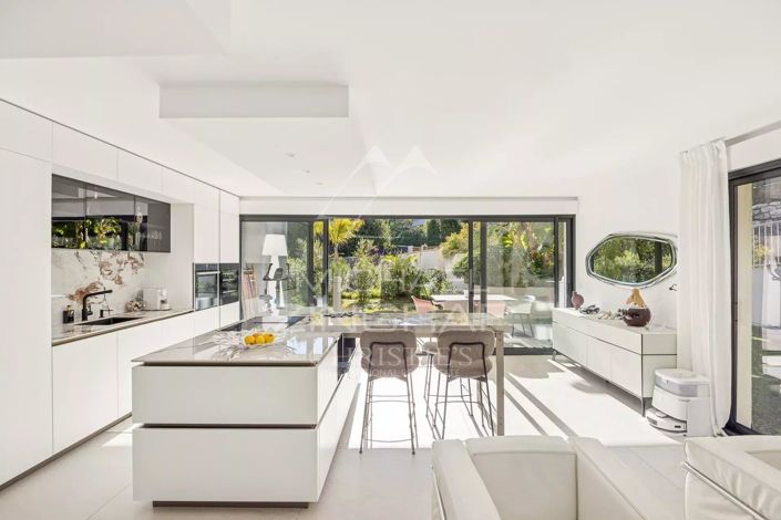 Image No.3-3 Bed Apartment for sale