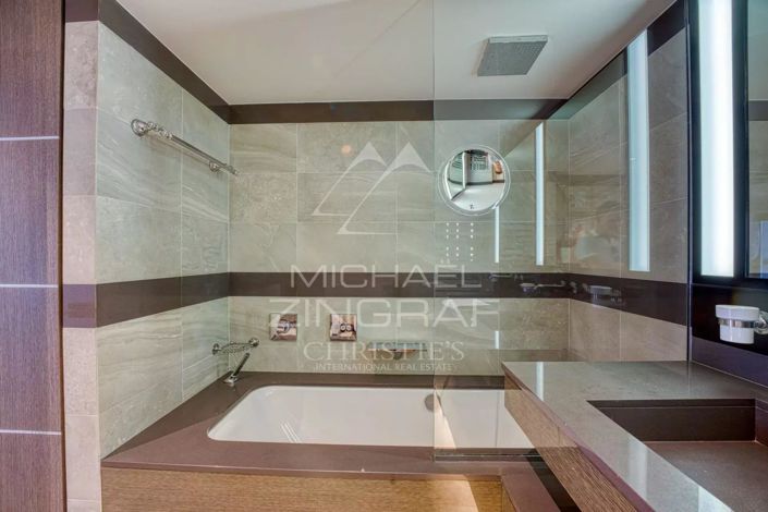 Image No.18-3 Bed Apartment for sale