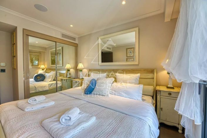 Image No.21-3 Bed Apartment for sale