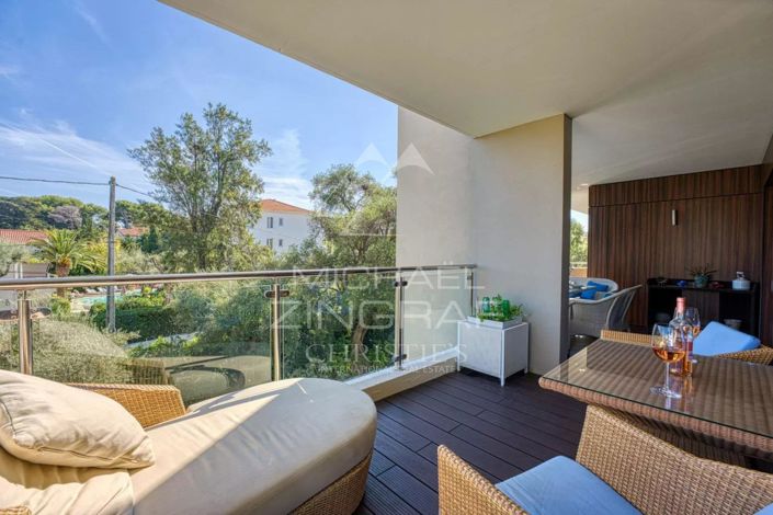 Image No.32-3 Bed Apartment for sale