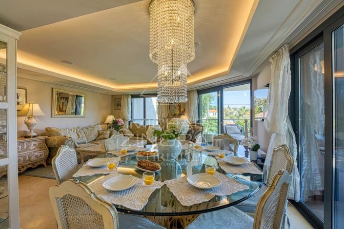 Image No.8-3 Bed Apartment for sale