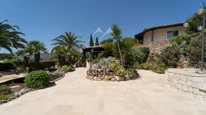 Image No.27-8 Bed House for sale