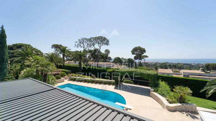 Image No.29-8 Bed House for sale