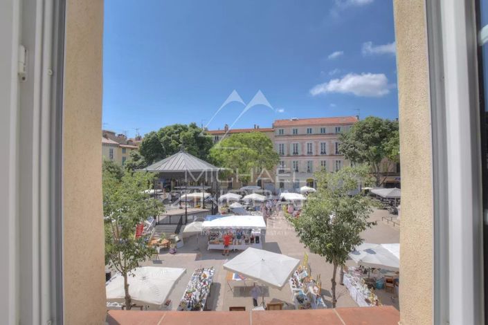 Image No.2-Propriété à vendre à Antibes