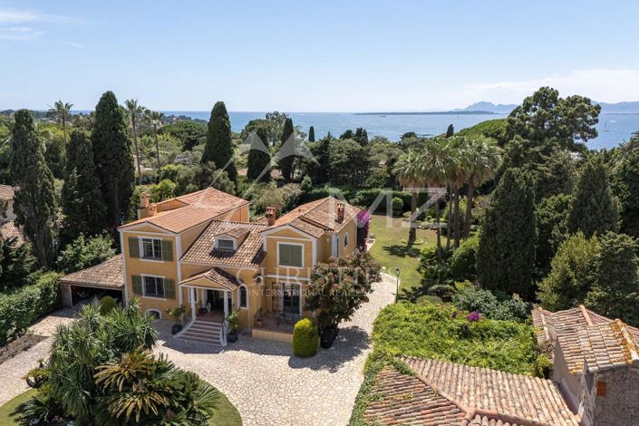 Image No.27-10 Bed House for sale