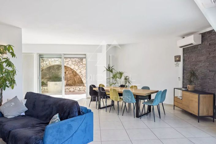 Image No.19-2 Bed House for sale