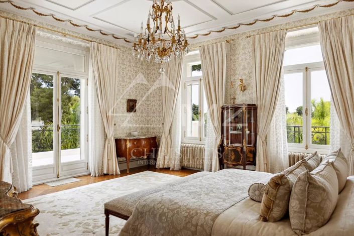 Image No.8-7 Bed House for sale