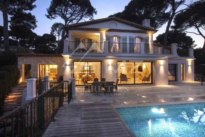 Image No.2-5 Bed House for sale