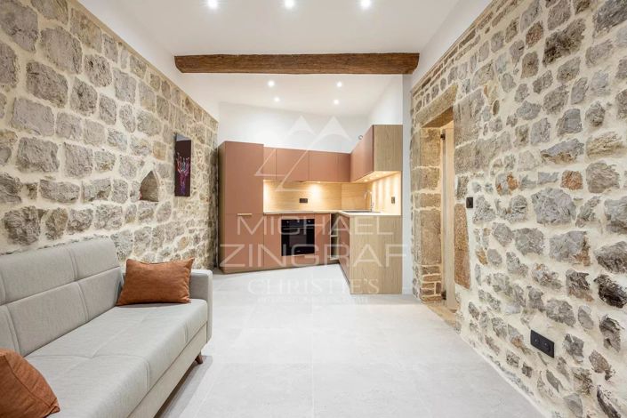 Image No.2-2 Bed House for sale