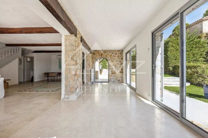 Image No.7-3 Bed House for sale