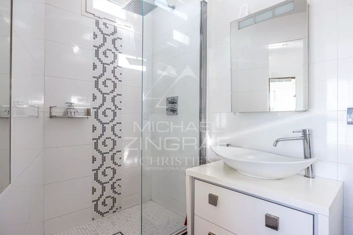 Image No.16-3 Bed Apartment for sale