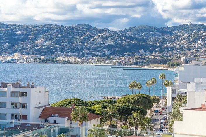 Image No.18-3 Bed Apartment for sale