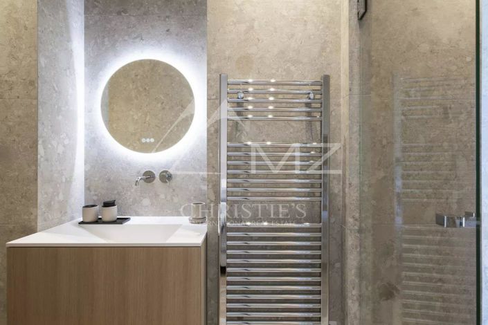 Image No.10-3 Bed Apartment for sale