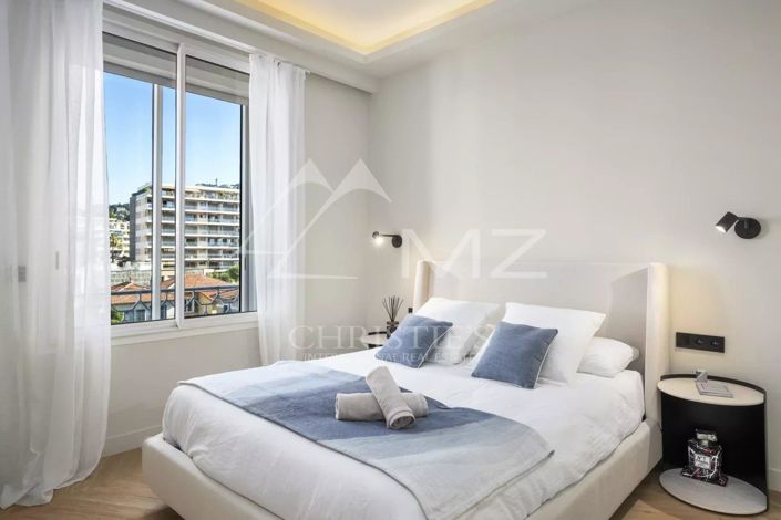 Image No.12-3 Bed Apartment for sale
