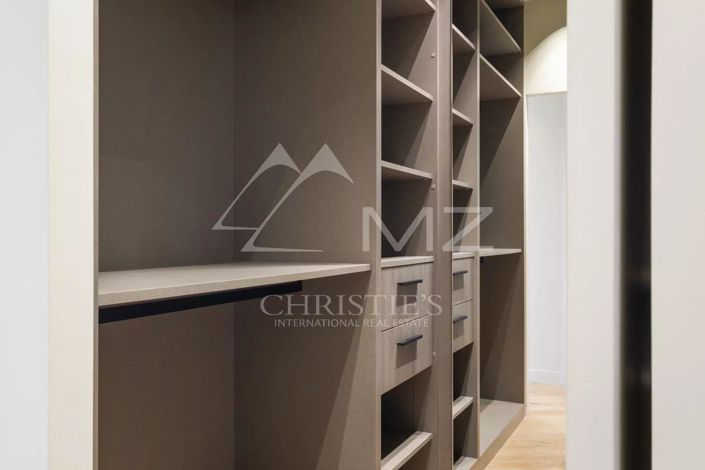 Image No.13-3 Bed Apartment for sale