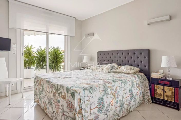 Image No.26-3 Bed Apartment for sale