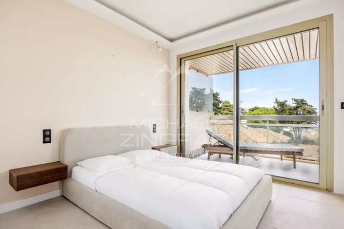 Image No.10-1 Bed Apartment for sale