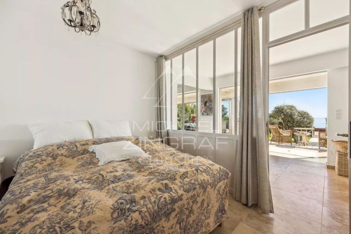 Image No.10-3 Bed Apartment for sale