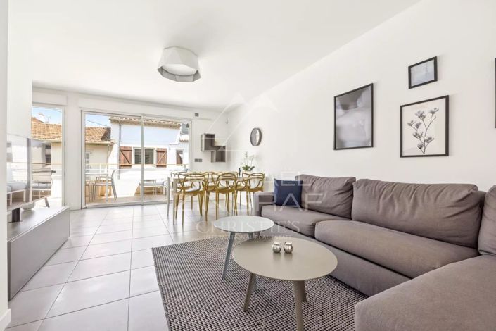 Image No.3-Appartement de 2 chambres à vendre à Cannes