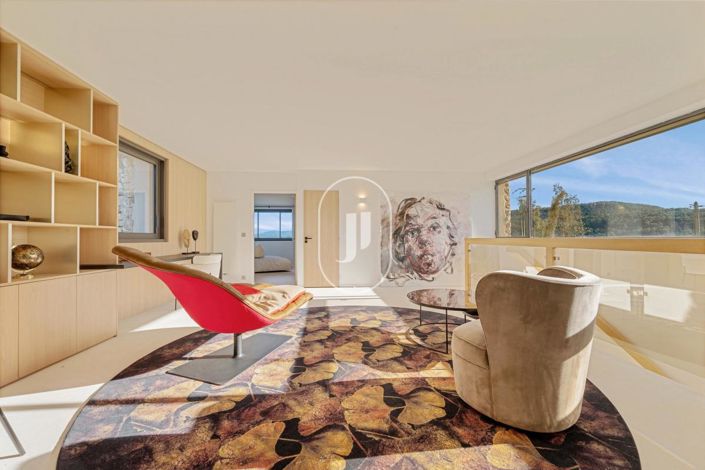 Image No.8-Maison de 6 chambres à vendre à Le Puy-Sainte-Reparade