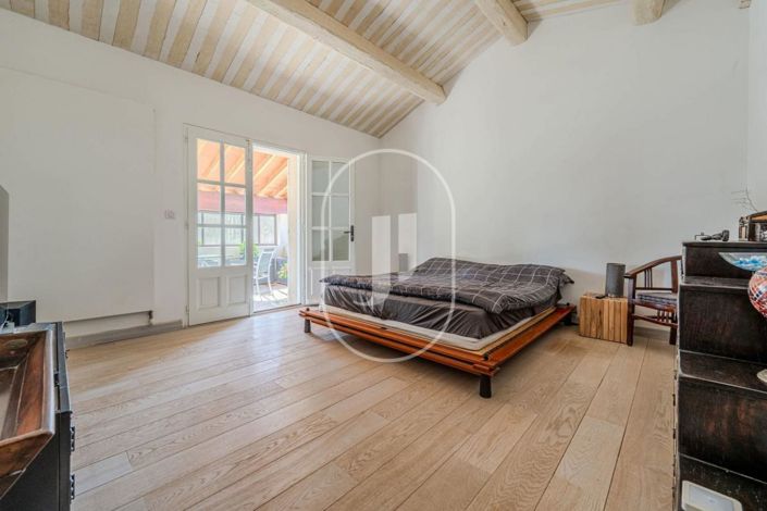 Image No.9-4 Bed House for sale