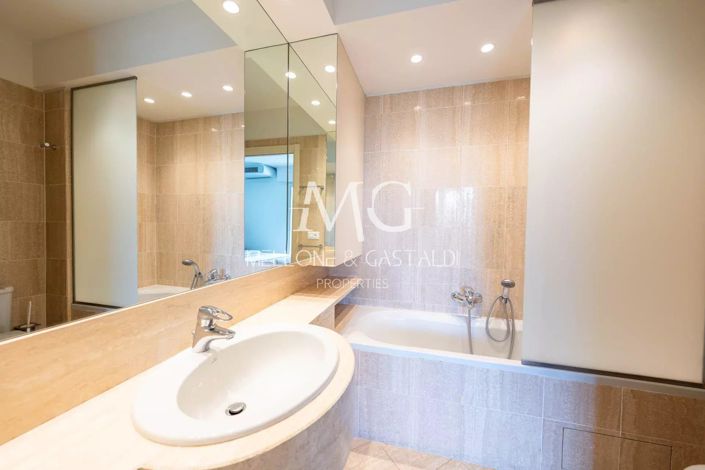 Image No.16-3 Bed Apartment for sale