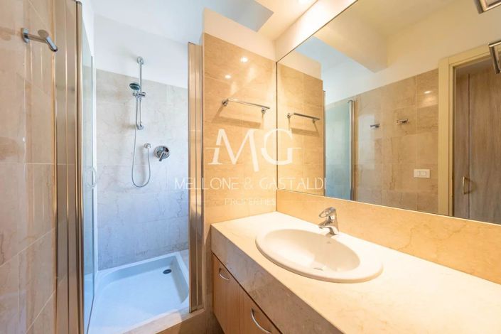 Image No.17-3 Bed Apartment for sale