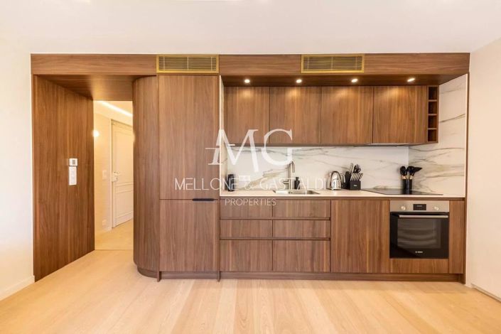 Image No.6-Appartement de 2 chambres à vendre à Cannes