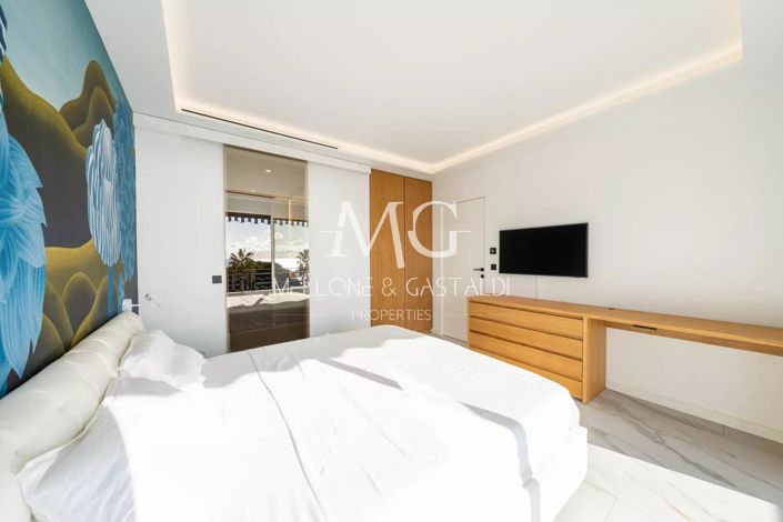 Image No.20-2 Bed Apartment for sale