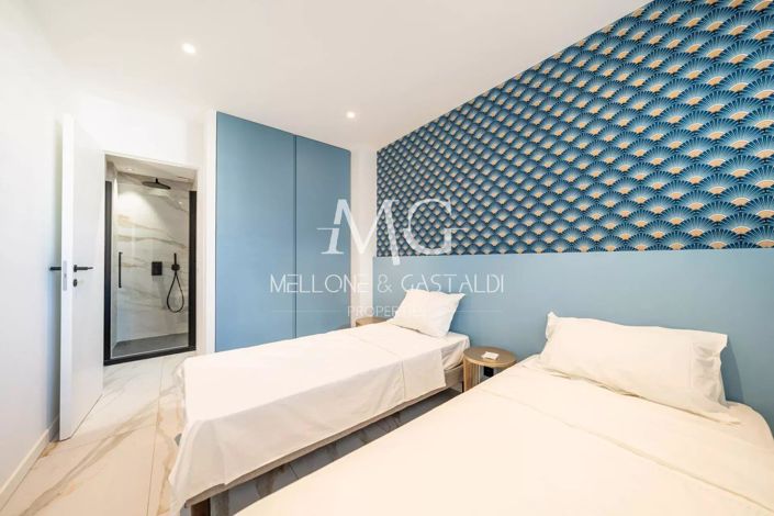 Image No.21-2 Bed Apartment for sale