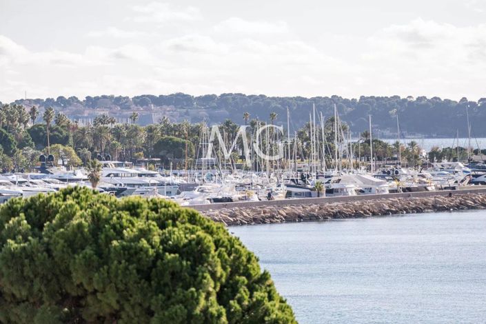 Image No.28-2 Bed Apartment for sale