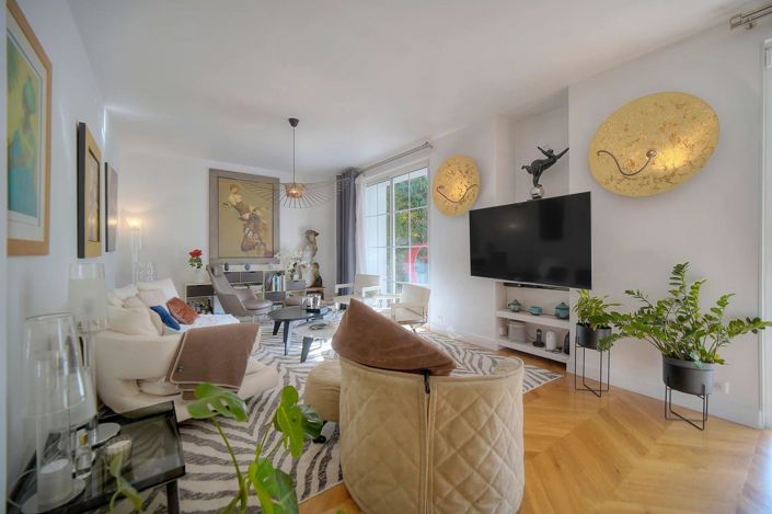 Image No.6-House for sale