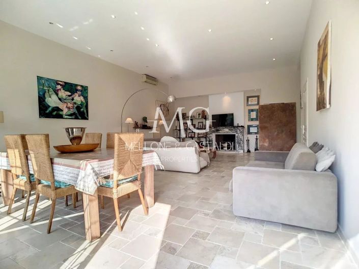 Image No.4-Appartement de 2 chambres à vendre à Cannes