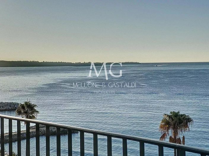 Image No.2-Appartement de 3 chambres à vendre à Cannes