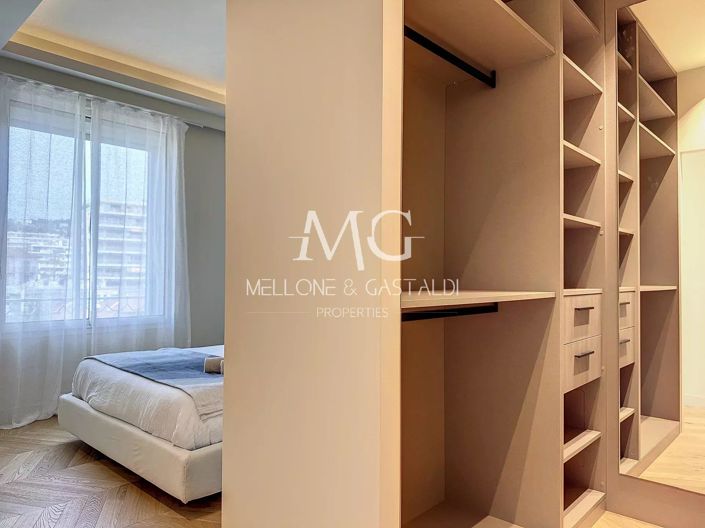 Image No.18-3 Bed Apartment for sale