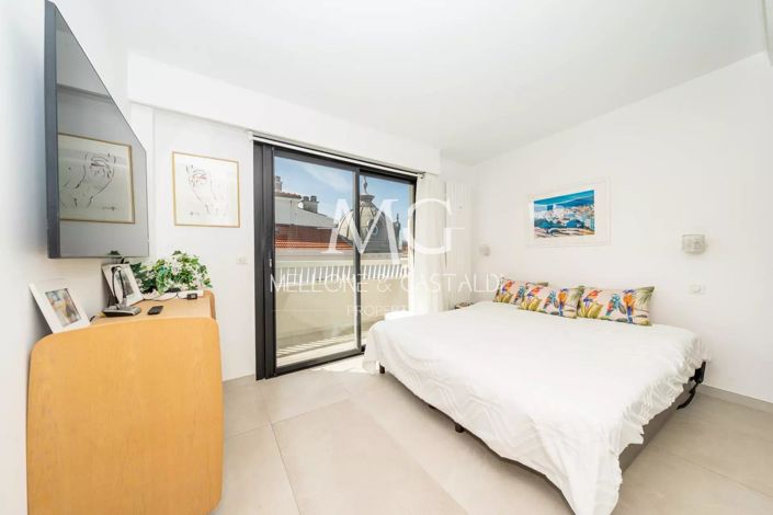 Image No.11-2 Bed Apartment for sale