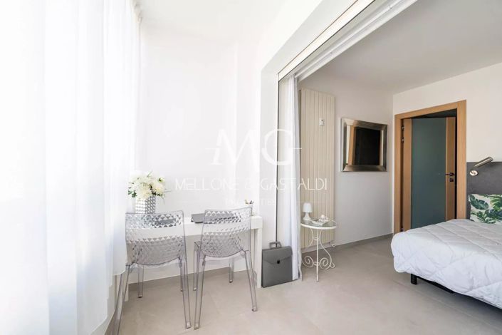 Image No.17-2 Bed Apartment for sale