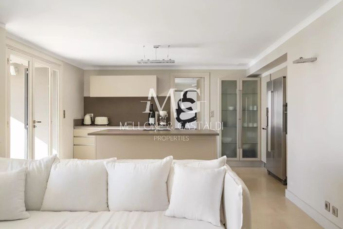 Image No.33-5 Bed House for sale