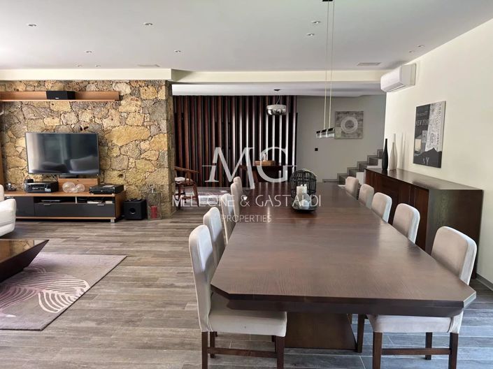 Image No.5-4 Bed House for sale