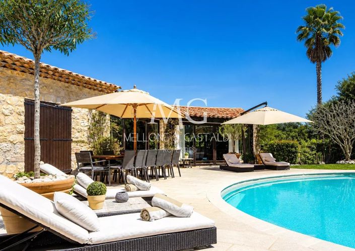 Image No.4-6 Bed House for sale