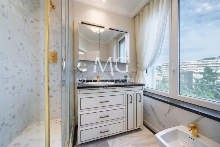 Image No.22-Appartement de 3 chambres à vendre à Cannes