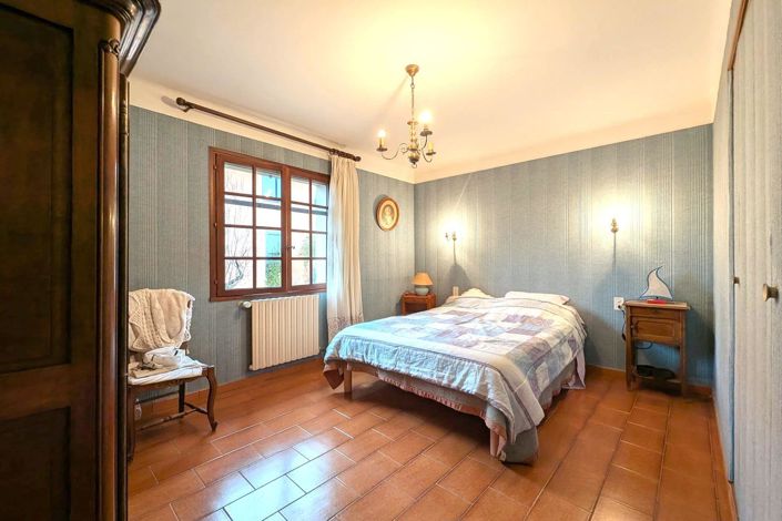 Image No.15-2 Bed House for sale