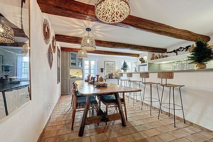 Image No.4-2 Bed House for sale