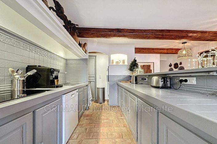 Image No.9-2 Bed House for sale