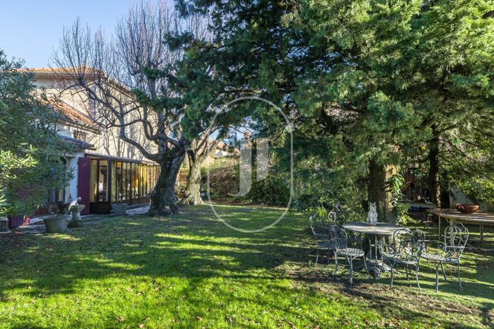 Image No.14-3 Bed House for sale