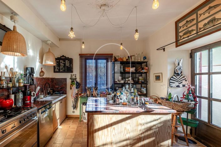 Image No.6-3 Bed House for sale