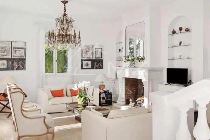 Image No.5-4 Bed House for sale